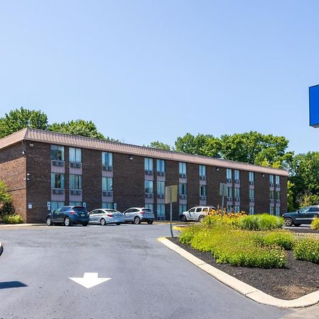 Windsor Hotel East Windsor Exterior foto
