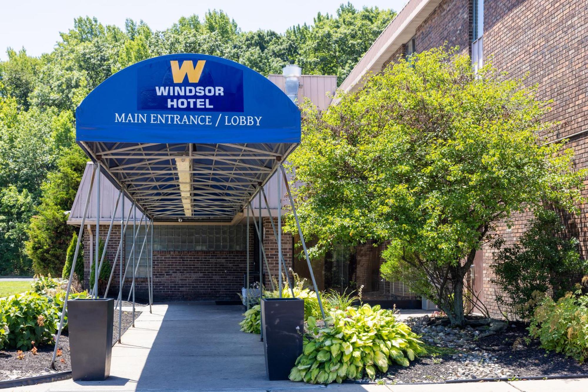 Windsor Hotel East Windsor Exterior foto