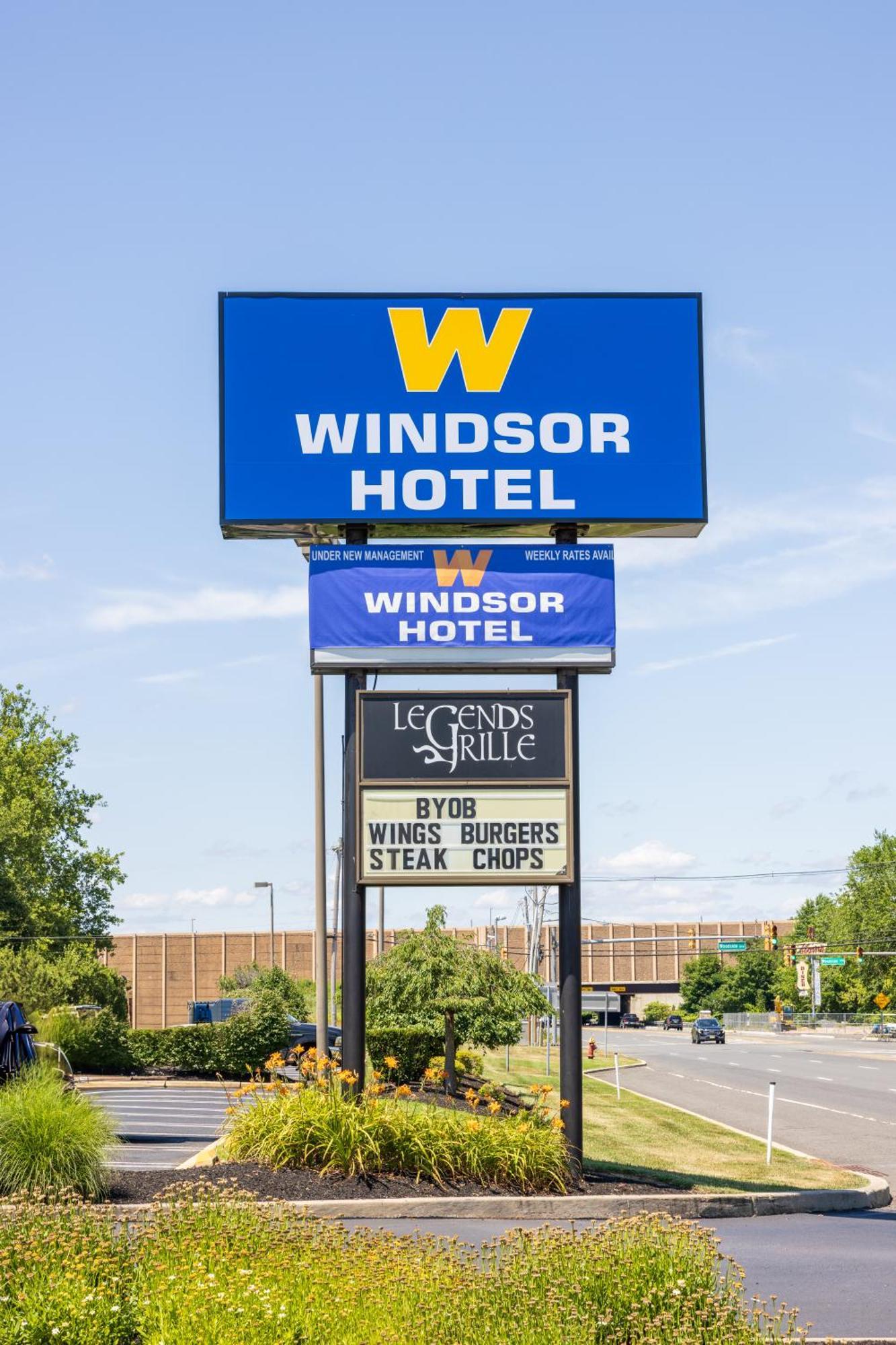 Windsor Hotel East Windsor Exterior foto