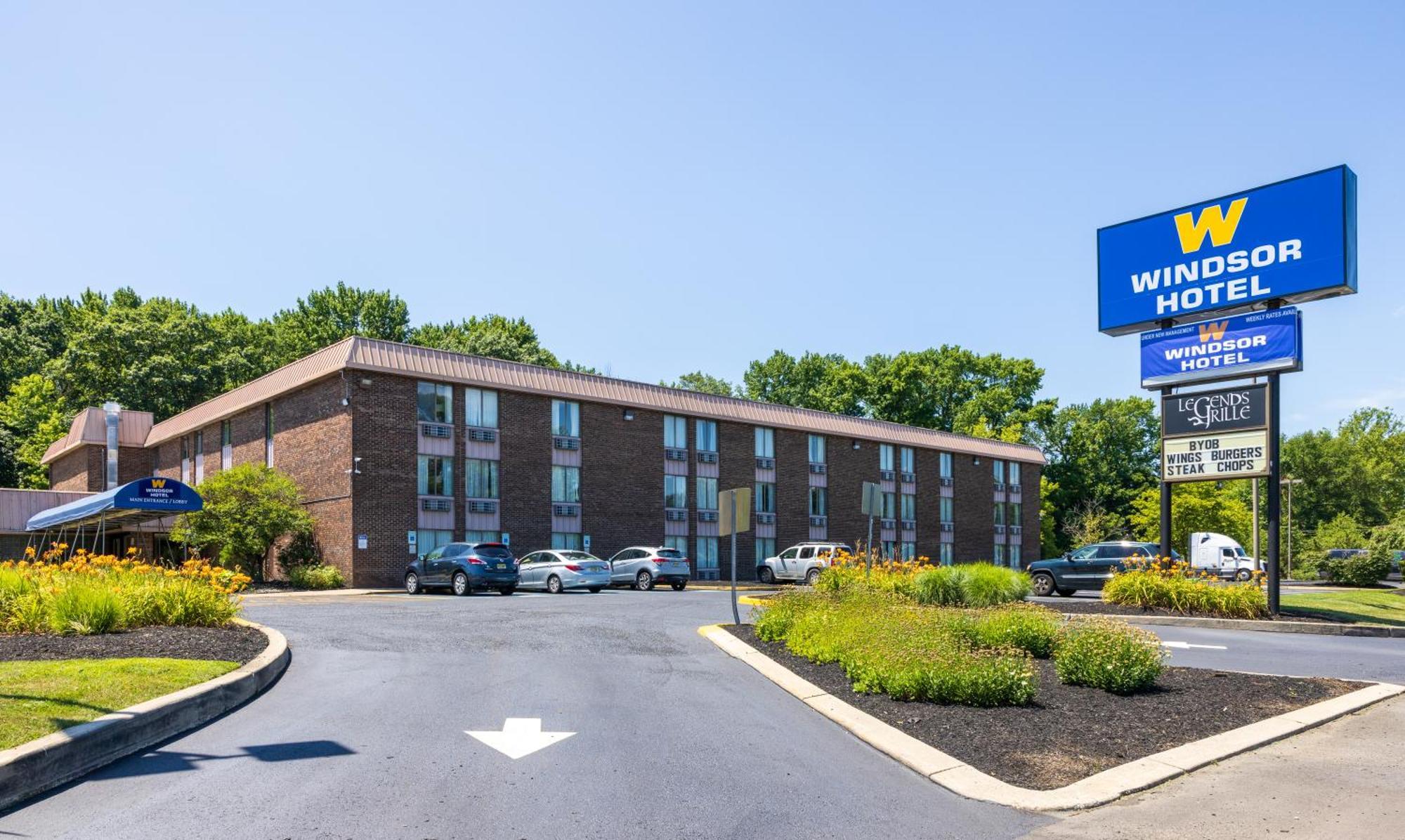 Windsor Hotel East Windsor Exterior foto
